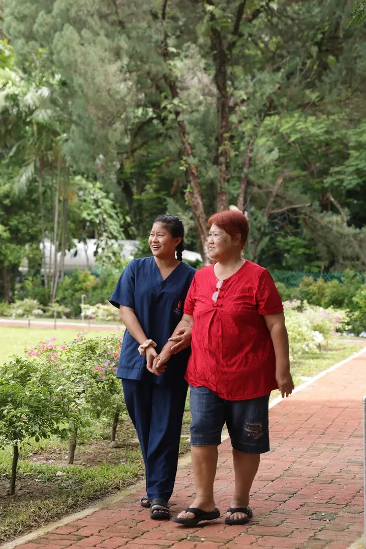 Walk in the Garden image